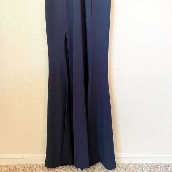 Dress The Population V Neck Floor Length Sleeveless Gown With Slit - Picture 4 of 7